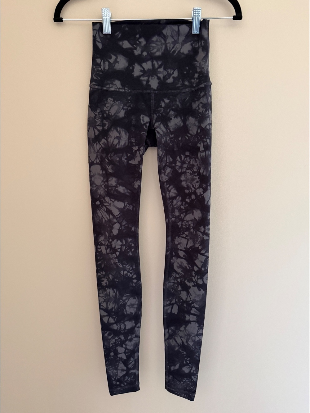 Lululemon size 2 leggings